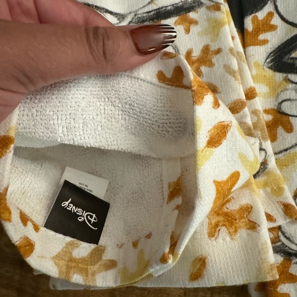 Disney Mickey Mouse Kitchen Towels and Mini Mitts Set 8 piece set NEW NWT - Picture 5 of 7